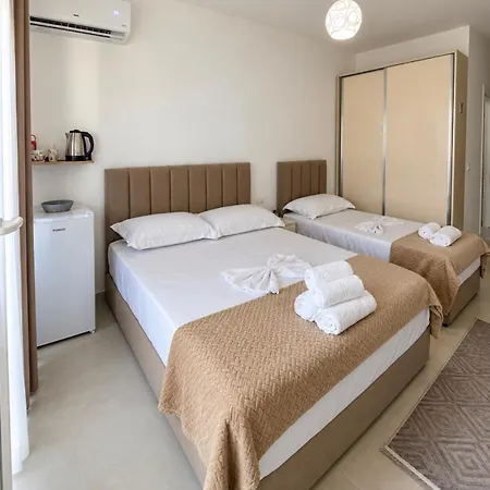 Ea Appartement Golem (Tirana)